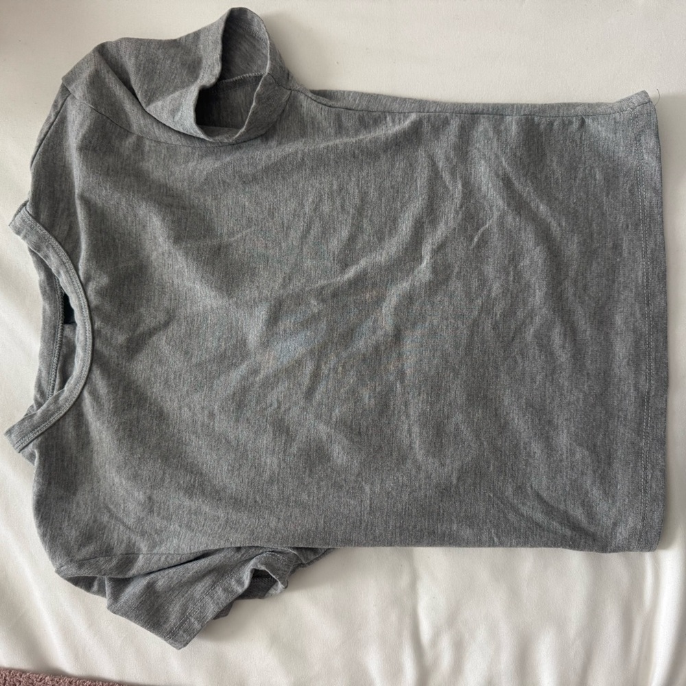 Pack of 2 basic tees shein grey and brown XS